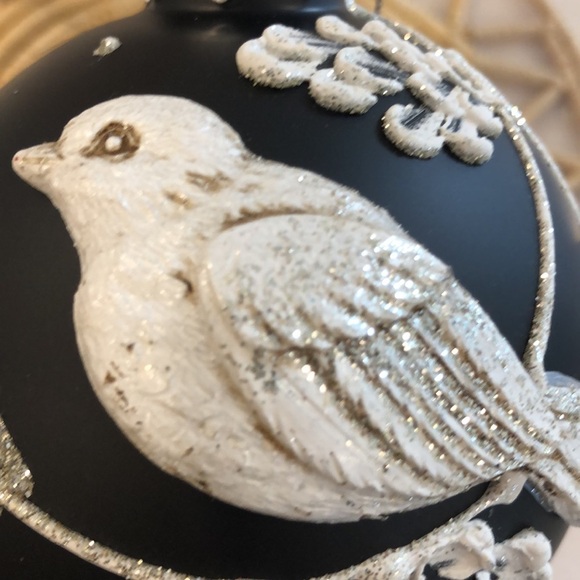 Barnes and noble black white glitter cardinal bird glass Christmas ornament NIB - Picture 6 of 11